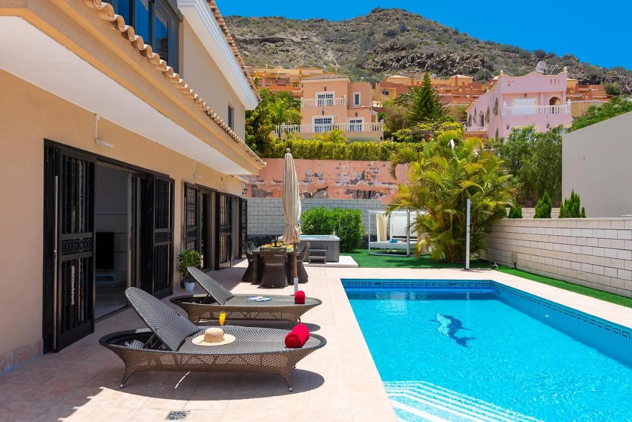 Torviscas Sunset Villa 4 Rooms & Private Jacuzzi Costa Adeje  Spagna