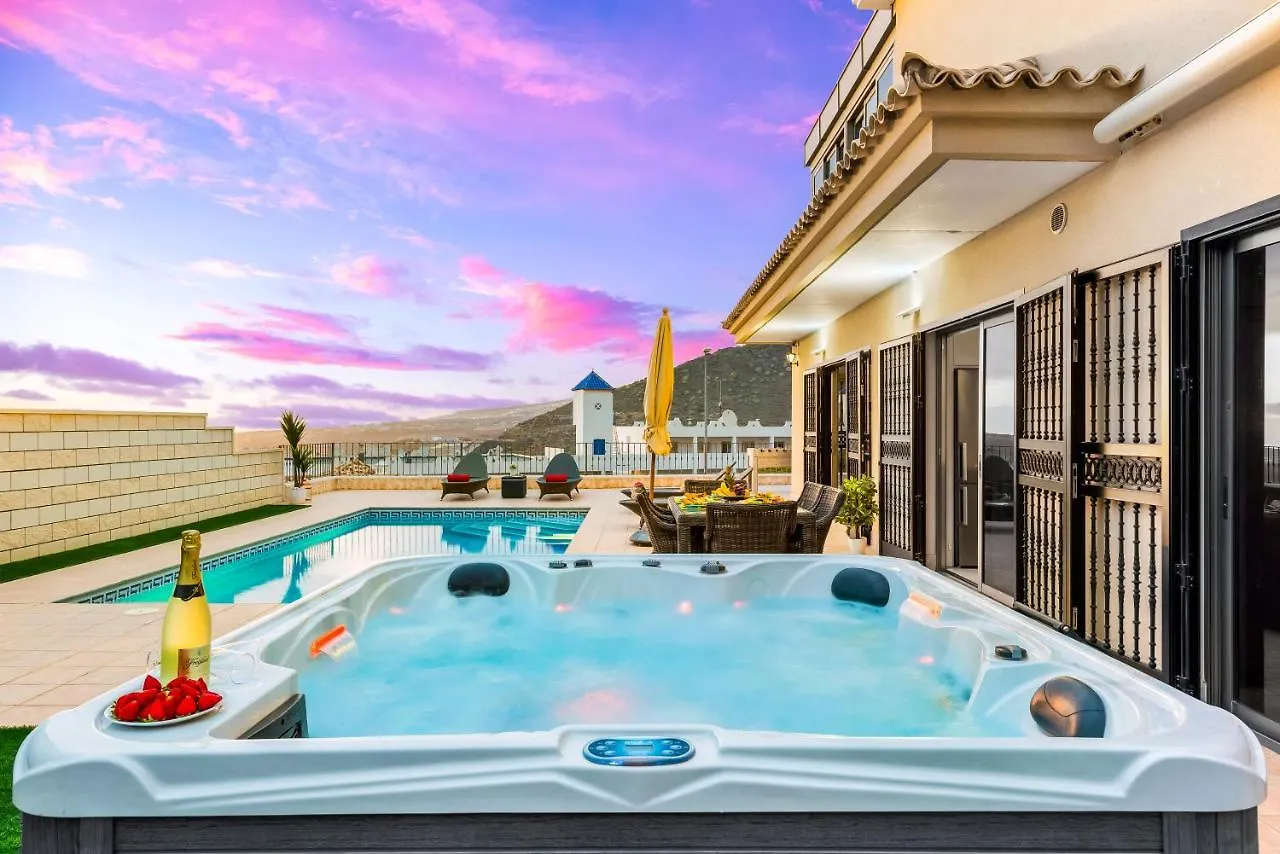 Contatti di Torviscas Sunset Villa 4 Rooms & Private Jacuzzi